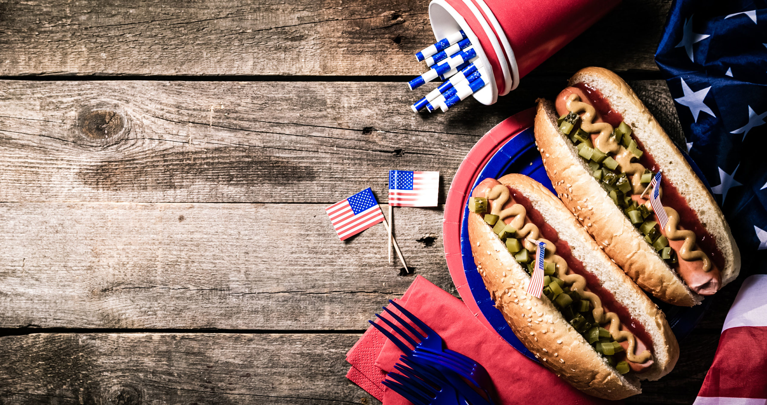 Labor Day : hot dogs, barbecue